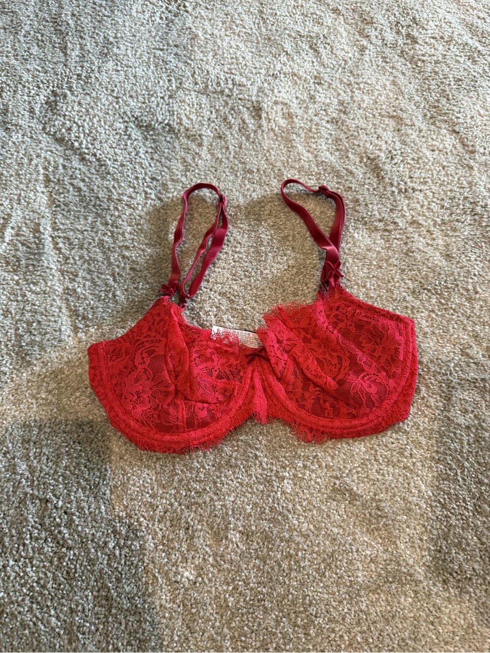 Victoria's Secret Red Lace Underwire Bra